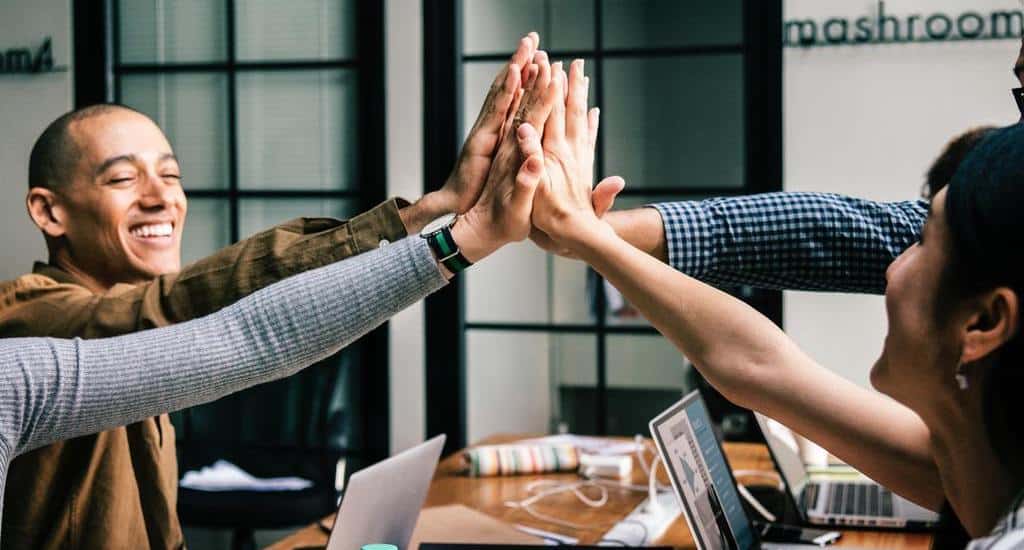 Pagina aziendale LinkedIn: chi sono gli attori da coinvolgere per la gestione